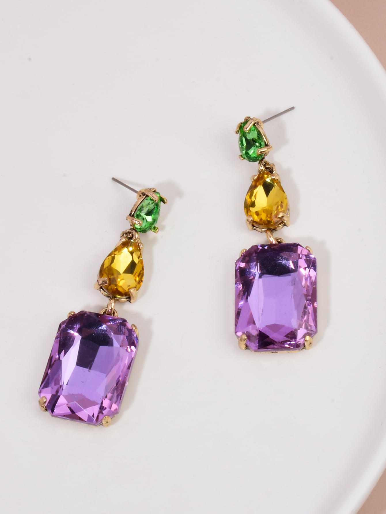 Soigne Earrings (Purple)